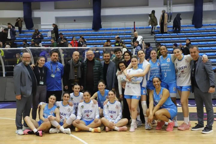 Turgutlu Belediyesi Kadın Basketbol Takımı Yarı Finalde