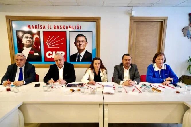 CHP Manisa Milletvekili Bekir Başevirgen ilçe başkanları ile biraraya geldi…