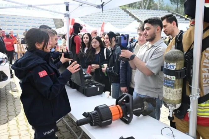 batch_habermedyafotograf_45731_5b15b464a91c49a5b25341f21bb1d133