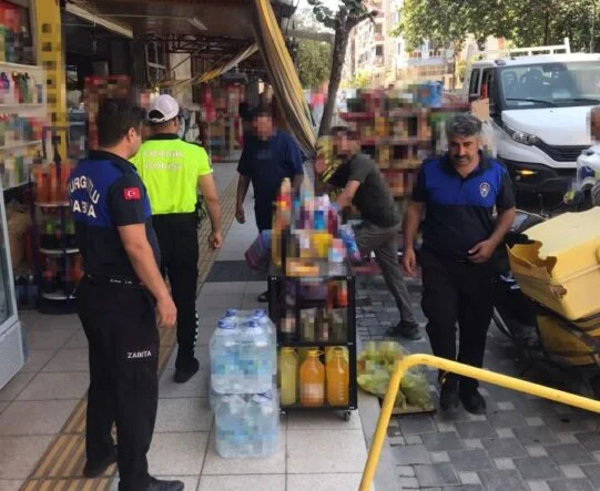 Turgutlu Zabıtası ve Trafik Ekiplerinden İşgal Denetimi